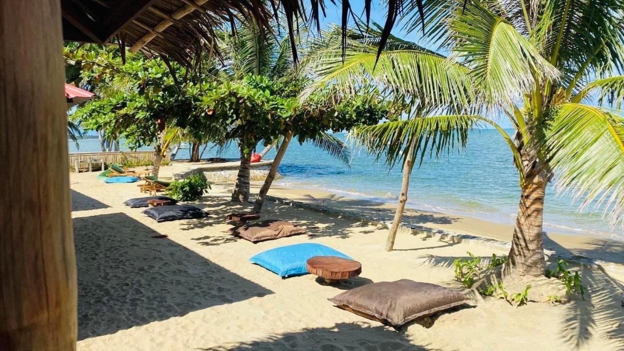 Mecaja Beach House Roxas  Buitenkant foto