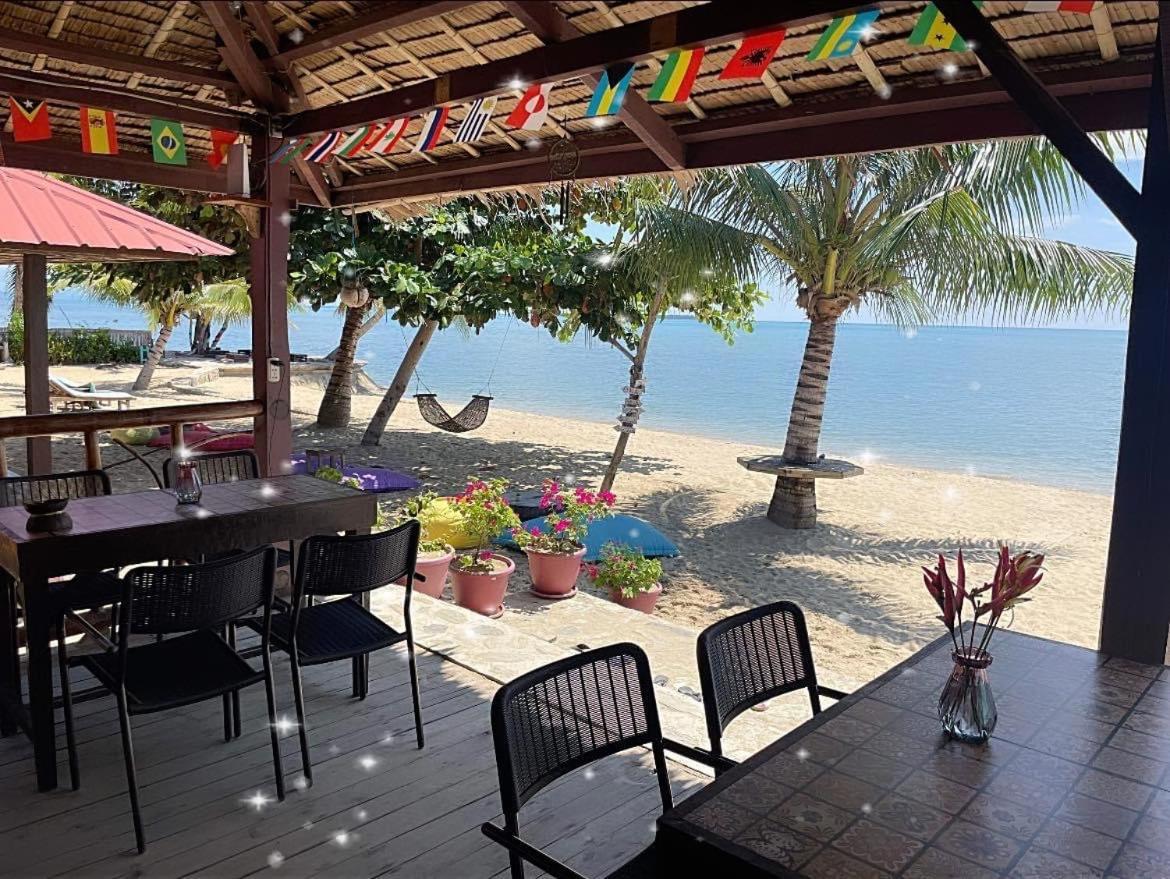 Mecaja Beach House Roxas  Buitenkant foto
