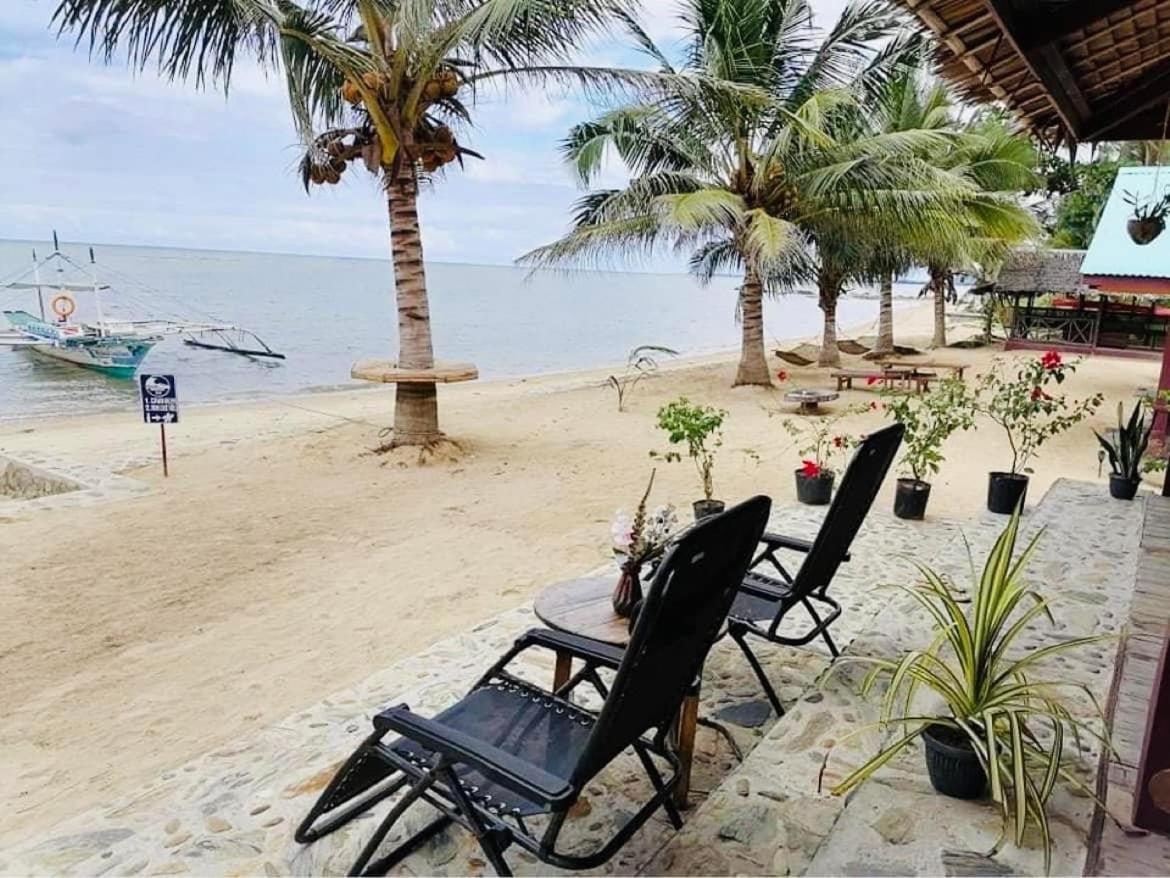 Mecaja Beach House Roxas  Buitenkant foto